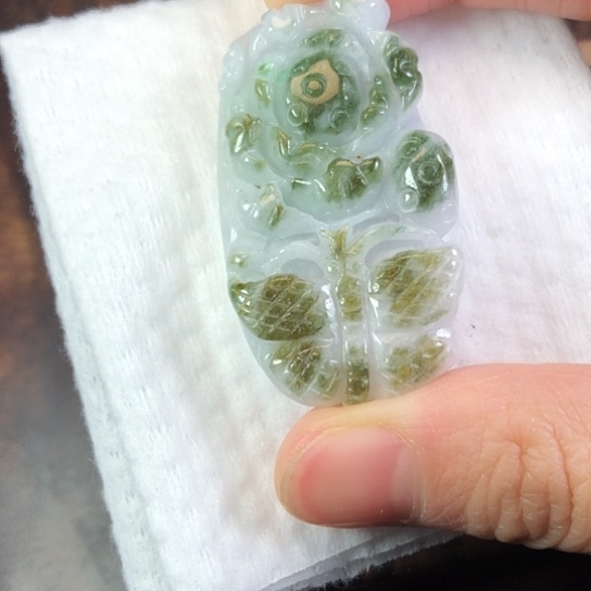 翡翠未镶嵌颈饰缅甸A货，每天下午1点半开播