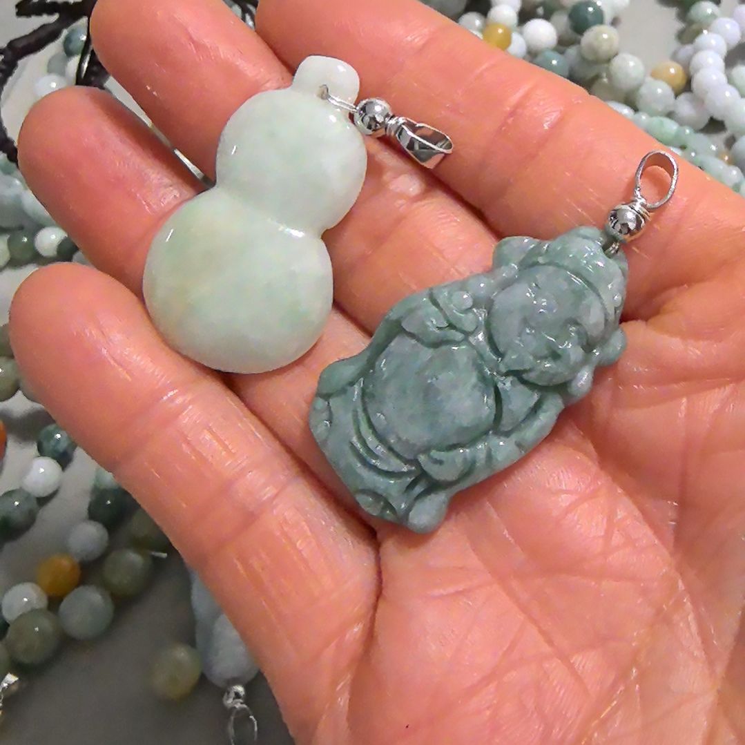 翡翠颈饰未镶嵌吊坠