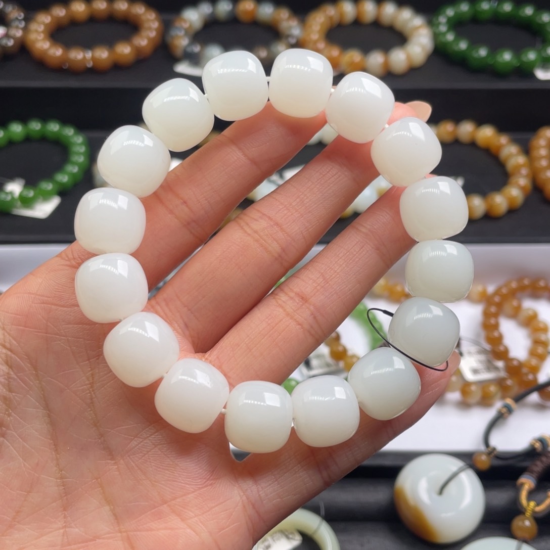 未镶嵌手链和田玉