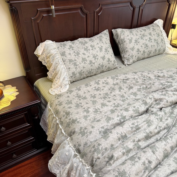 小茹家居  新款高品【清风】双层纱复古风法式美式大花边床盖四件套