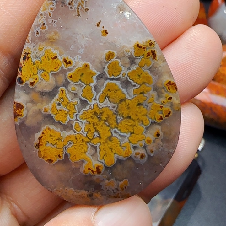 玛瑙/玉髓战国红玛瑙未镶嵌