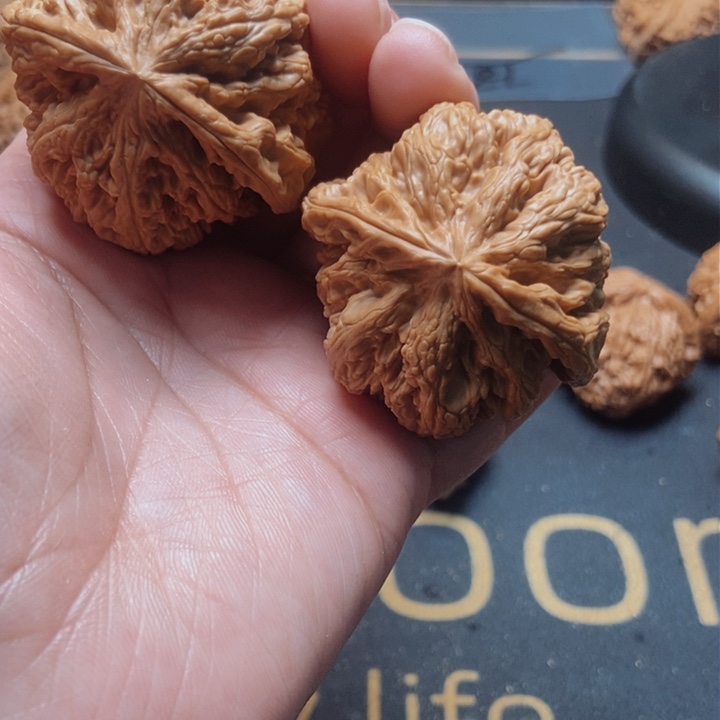 文玩核桃吊坠文玩80