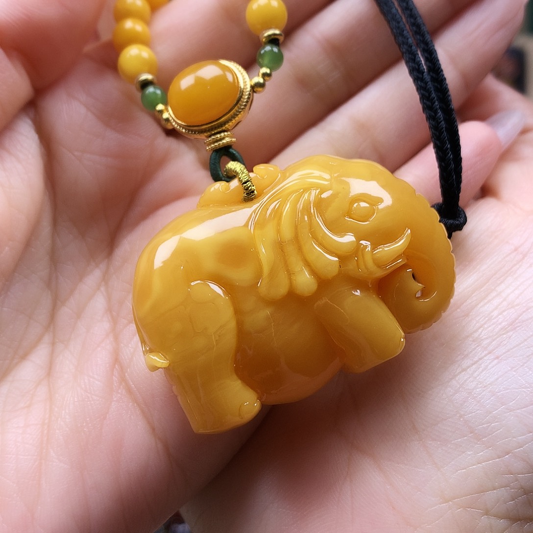 蜜蜡颈饰未镶嵌吊坠