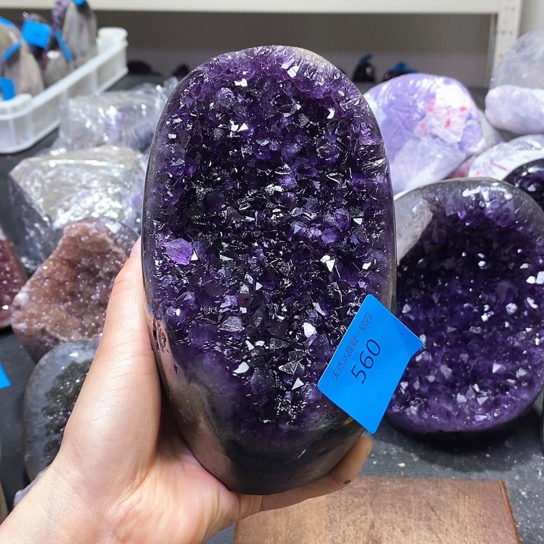 水晶大型摆件（非配饰）未镶嵌