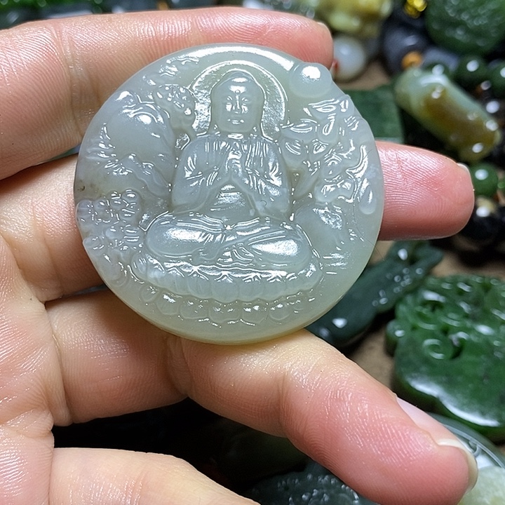 和田玉未镶嵌颈饰