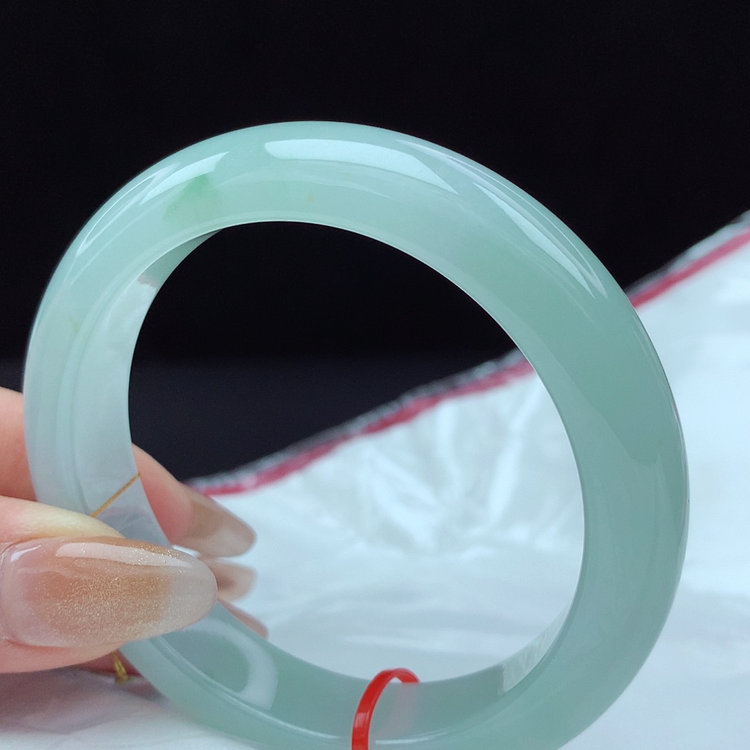 翡翠未镶嵌手镯薄****?55圈0741