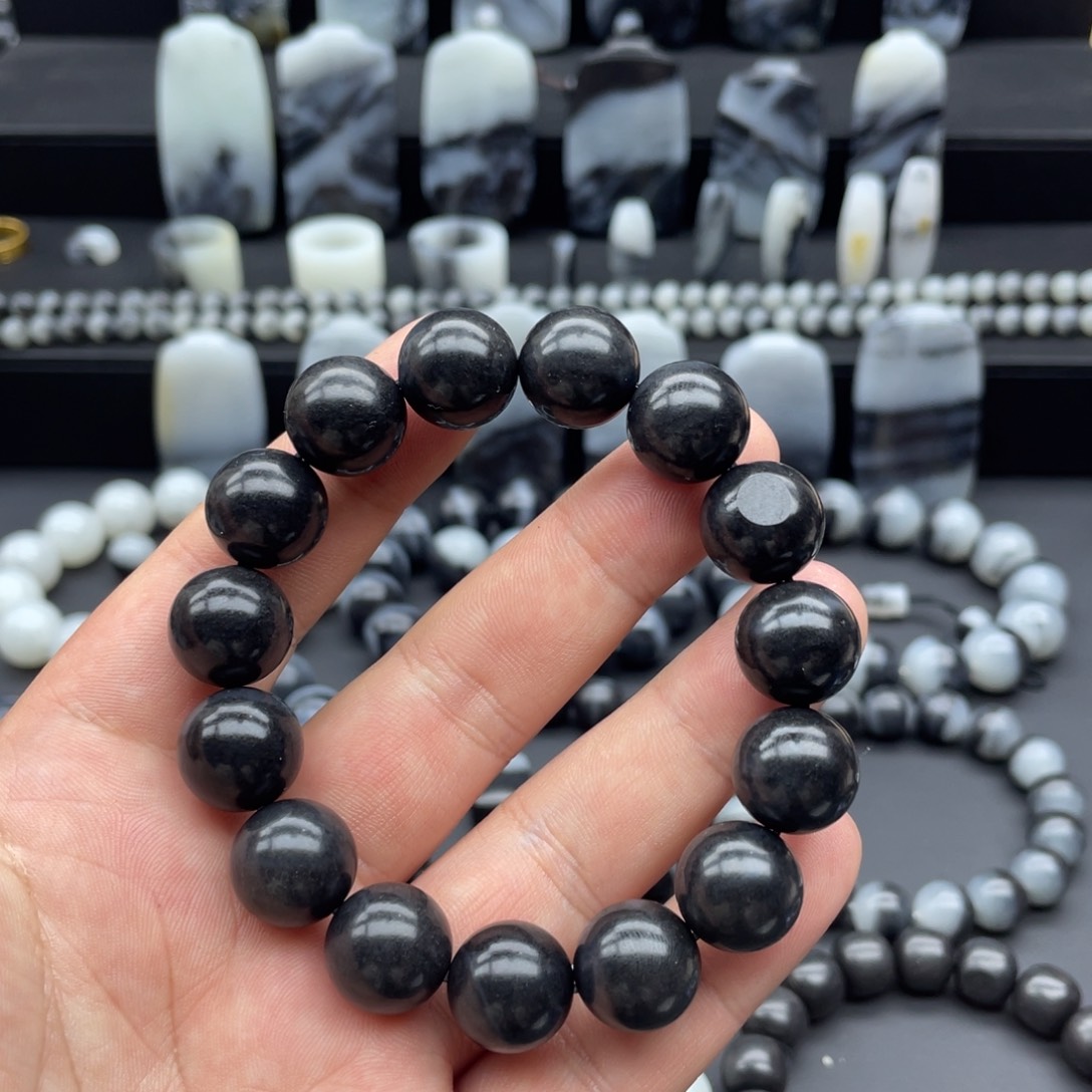 和田玉手串未镶嵌