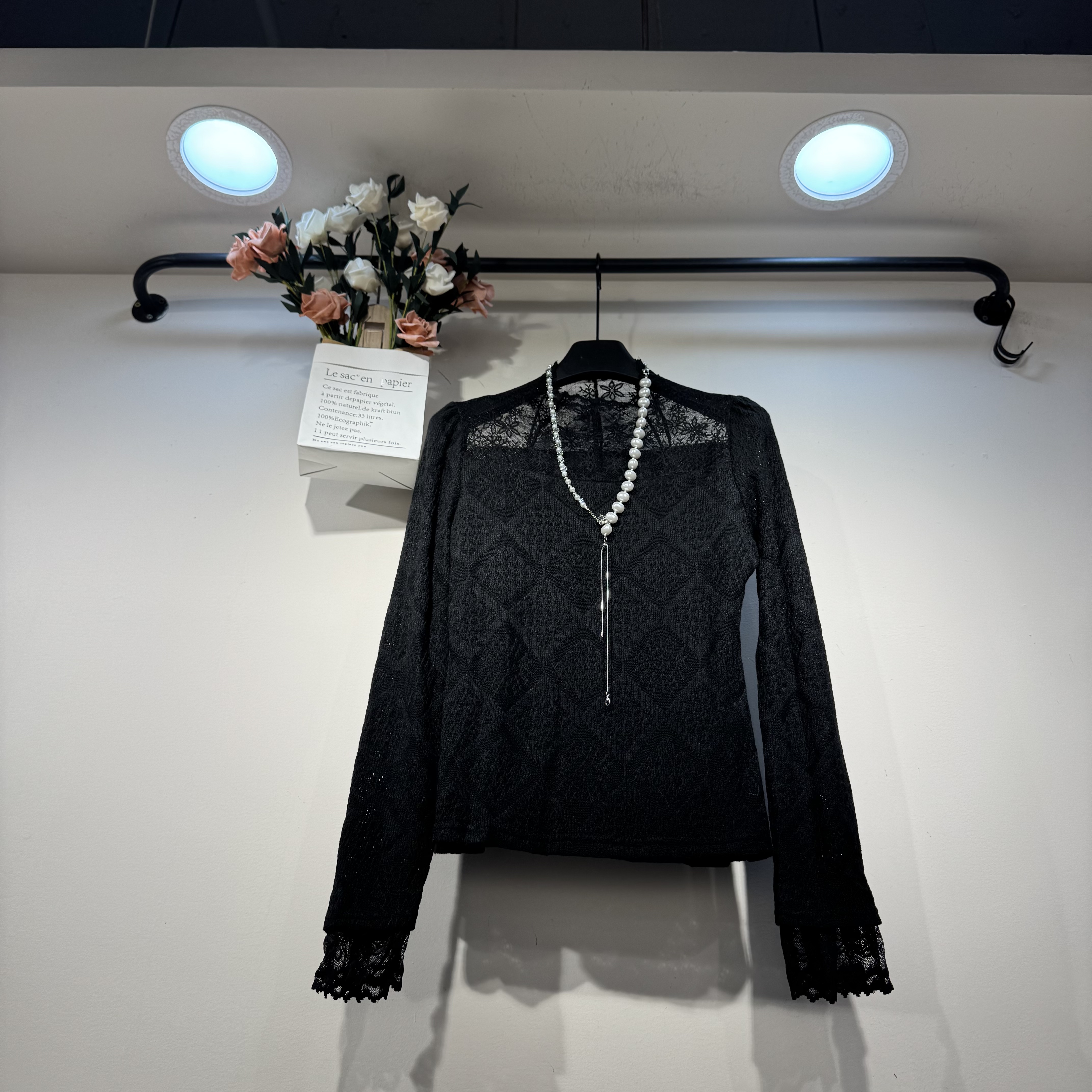 【丽正】秋冬新款半高领蕾丝拼接花边显瘦百搭长袖打底衫