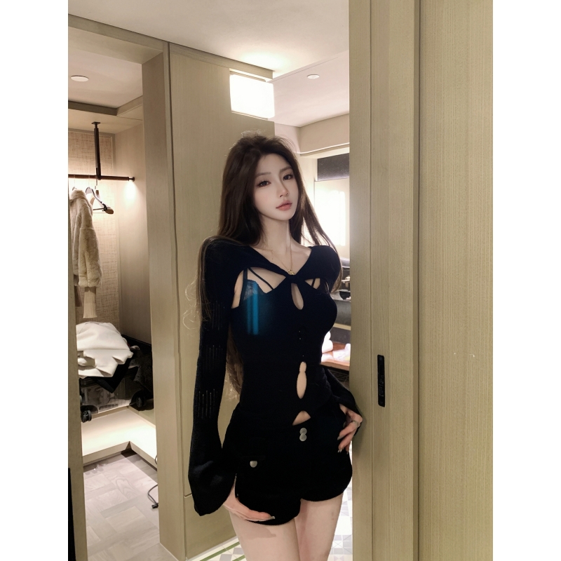 韩系黑色辣妹镂空针织衫女秋冬季紧身内搭性感扭结v领打底衫上衣
