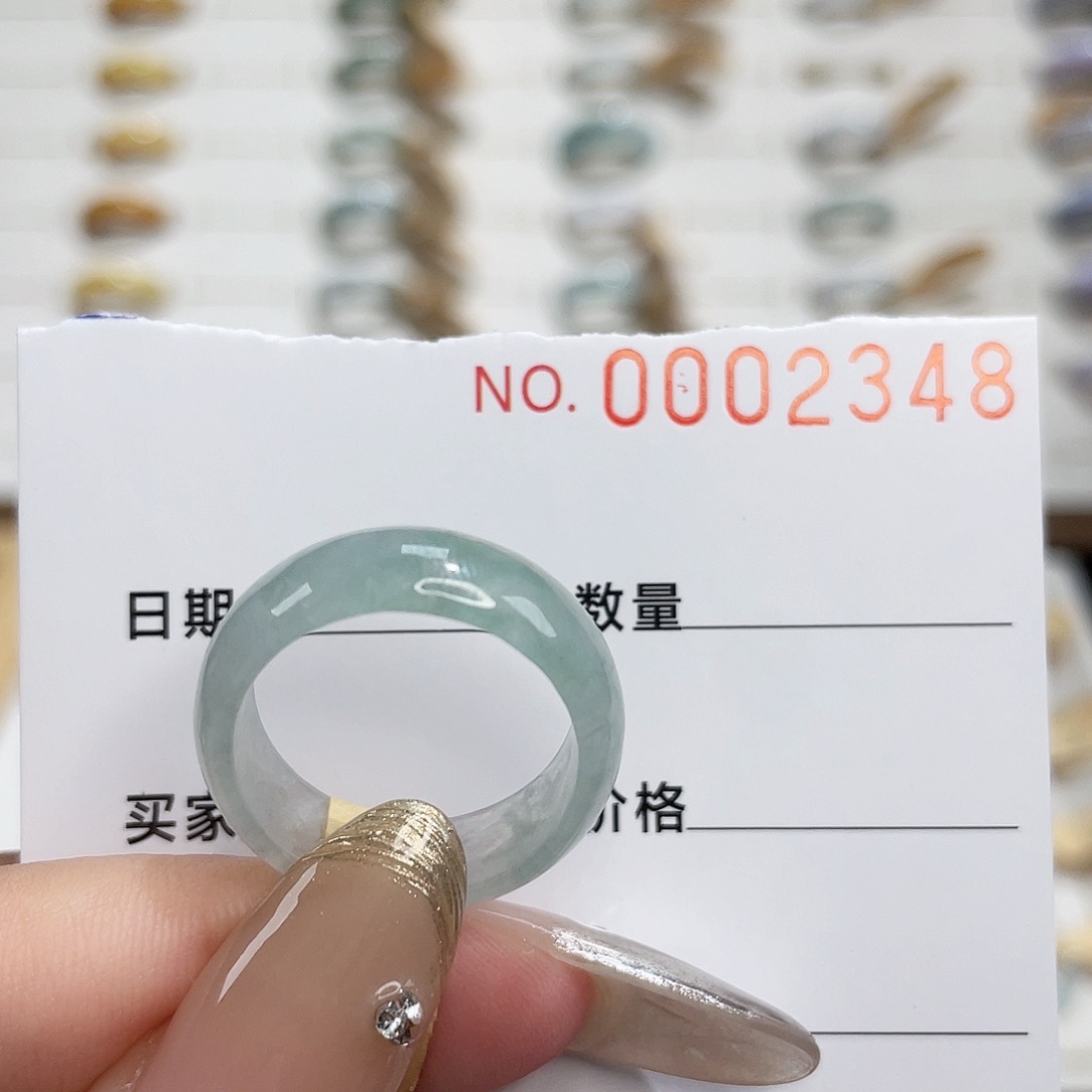 翡翠戒圈未镶嵌翡翠戒指