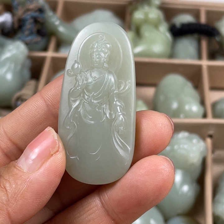 和田玉（糖玉）颈饰未镶嵌