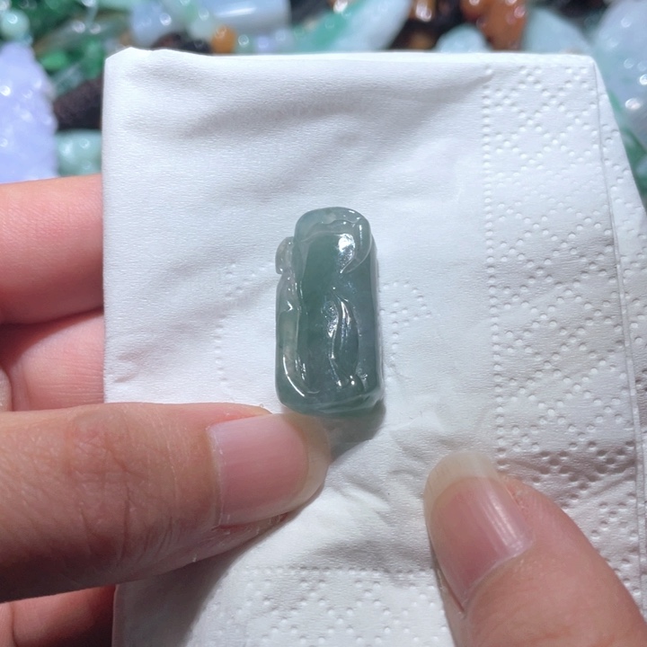 【闪购商品】翡翠颈饰未镶嵌天然翡翠