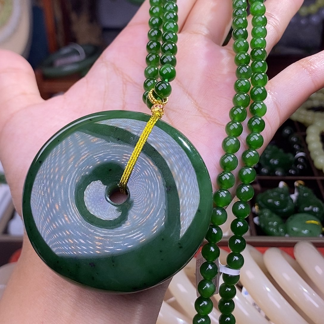 和田玉清货价碧玉平安扣毛衣链6m未镶嵌