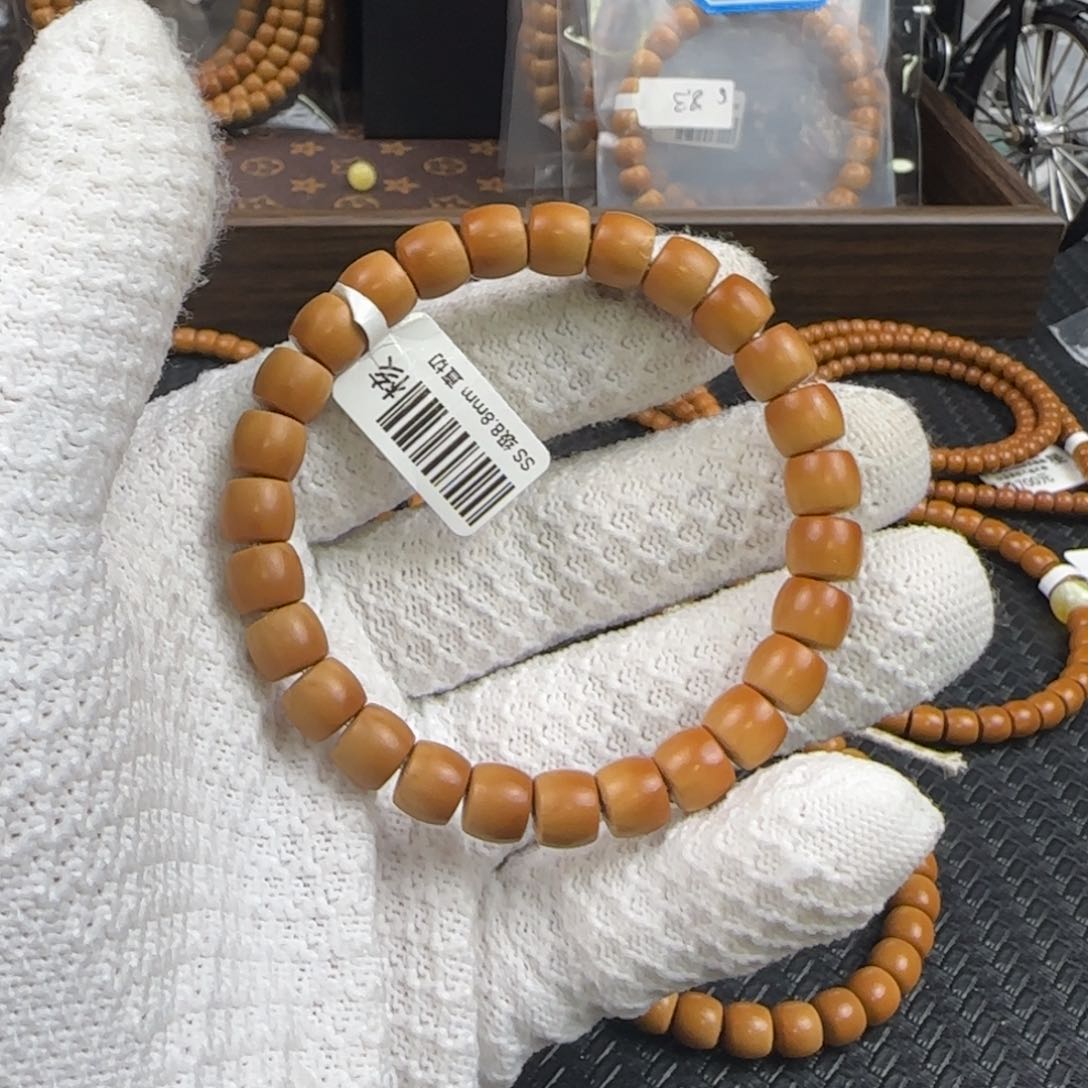 橄榄核吊坠8.8mm清水直切单圈