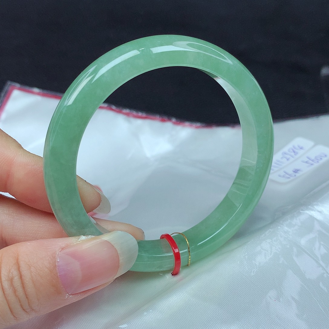 翡翠手镯未镶嵌星****北56圈+984