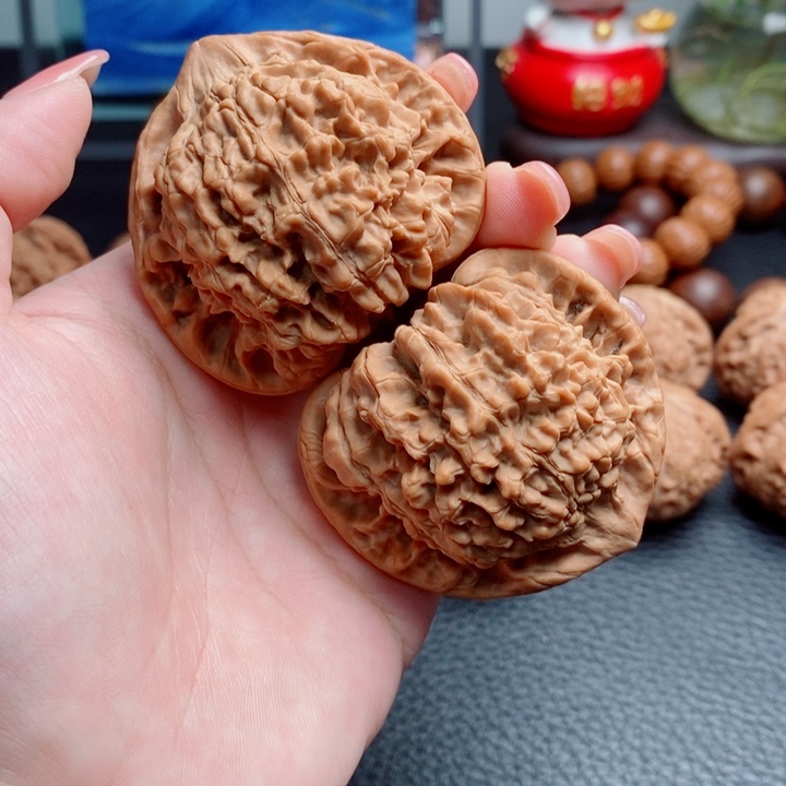 文玩核桃把件官帽52，59.1克福利