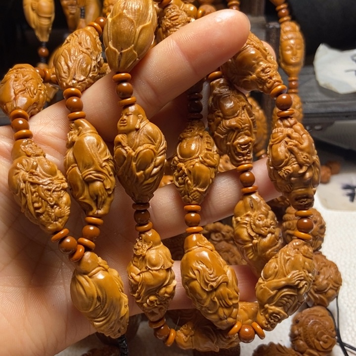 【闪购商品】橄榄核手串/手链骑兽罗汉