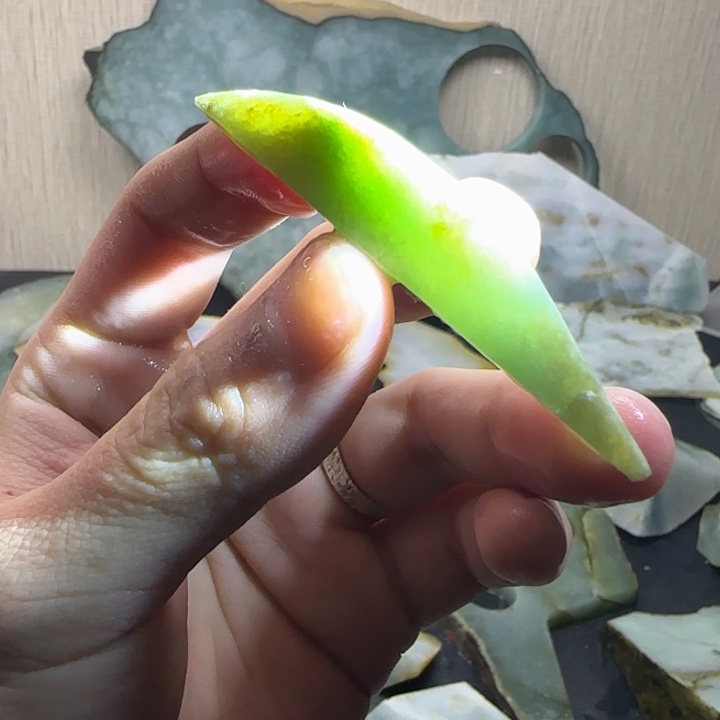 翡翠未镶嵌颈饰纯天然缅甸翡翠