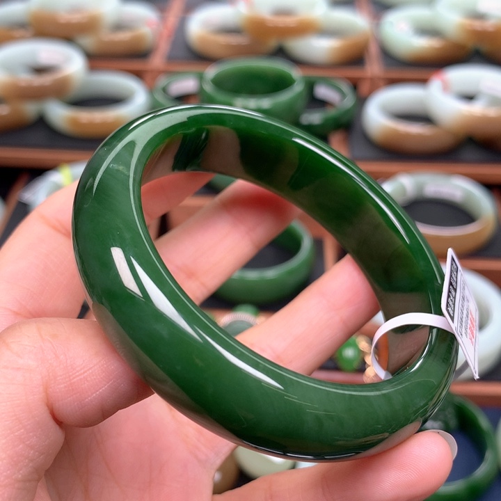 和田玉（碧玉）手镯未镶嵌59