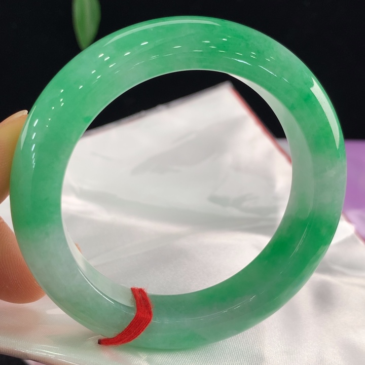 翡翠手镯未镶嵌111-1005