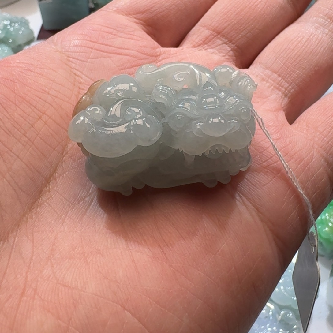 定制翡翠未镶嵌貔貅