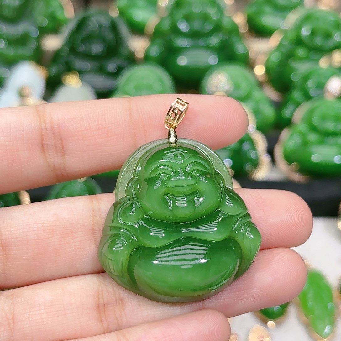 和田玉（碧玉）颈饰18K金镶嵌