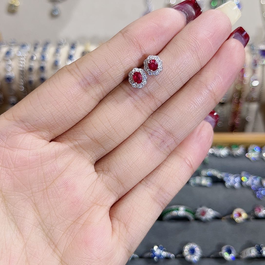 红宝石耳饰银S925镶嵌