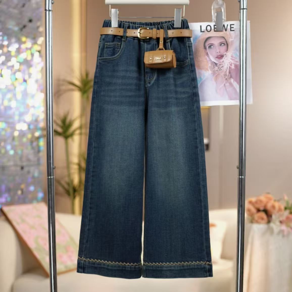女童2025秋季新款脚口绣花牛仔裤中大童时尚百搭儿童洋气直筒裤子