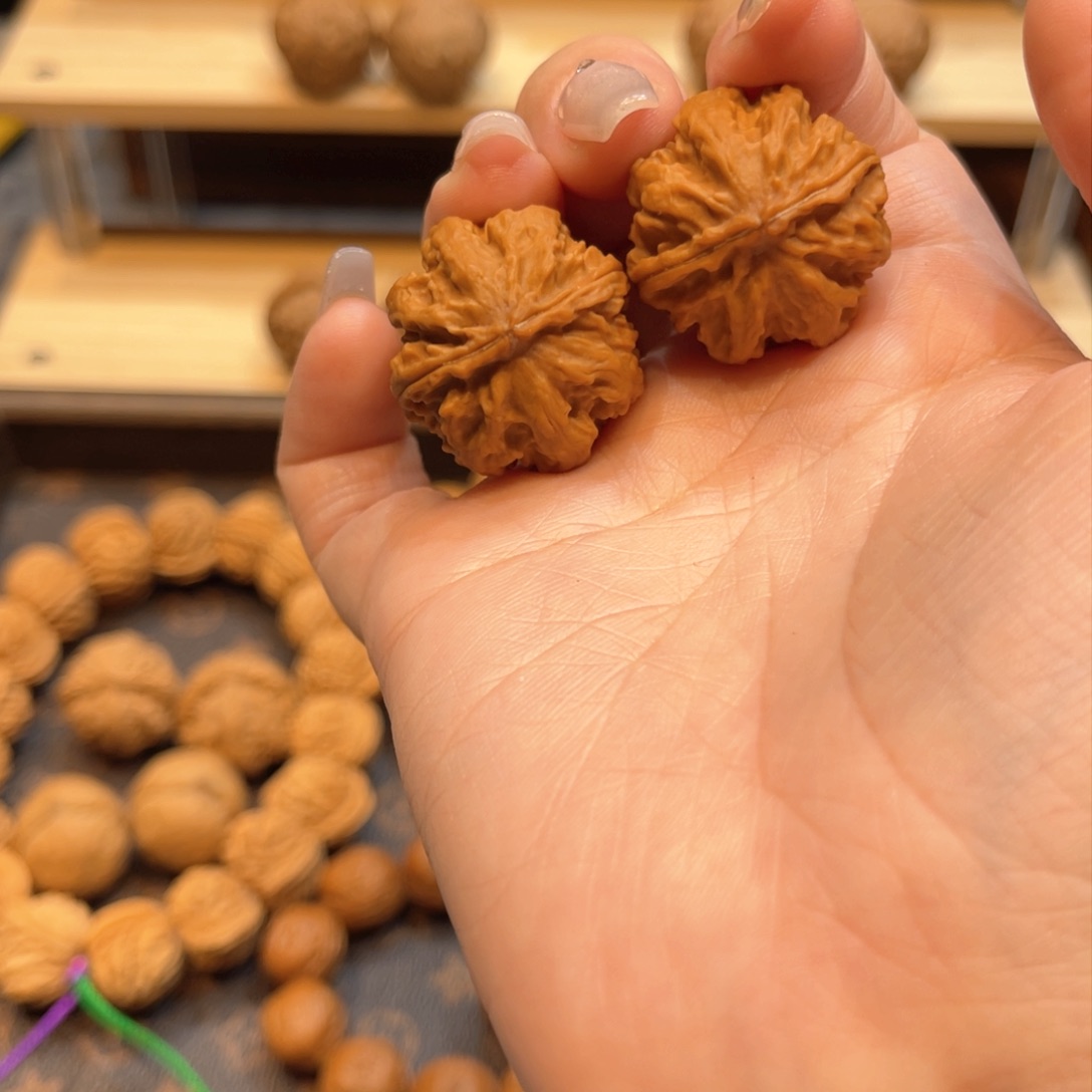 文玩核桃把件霸王筋