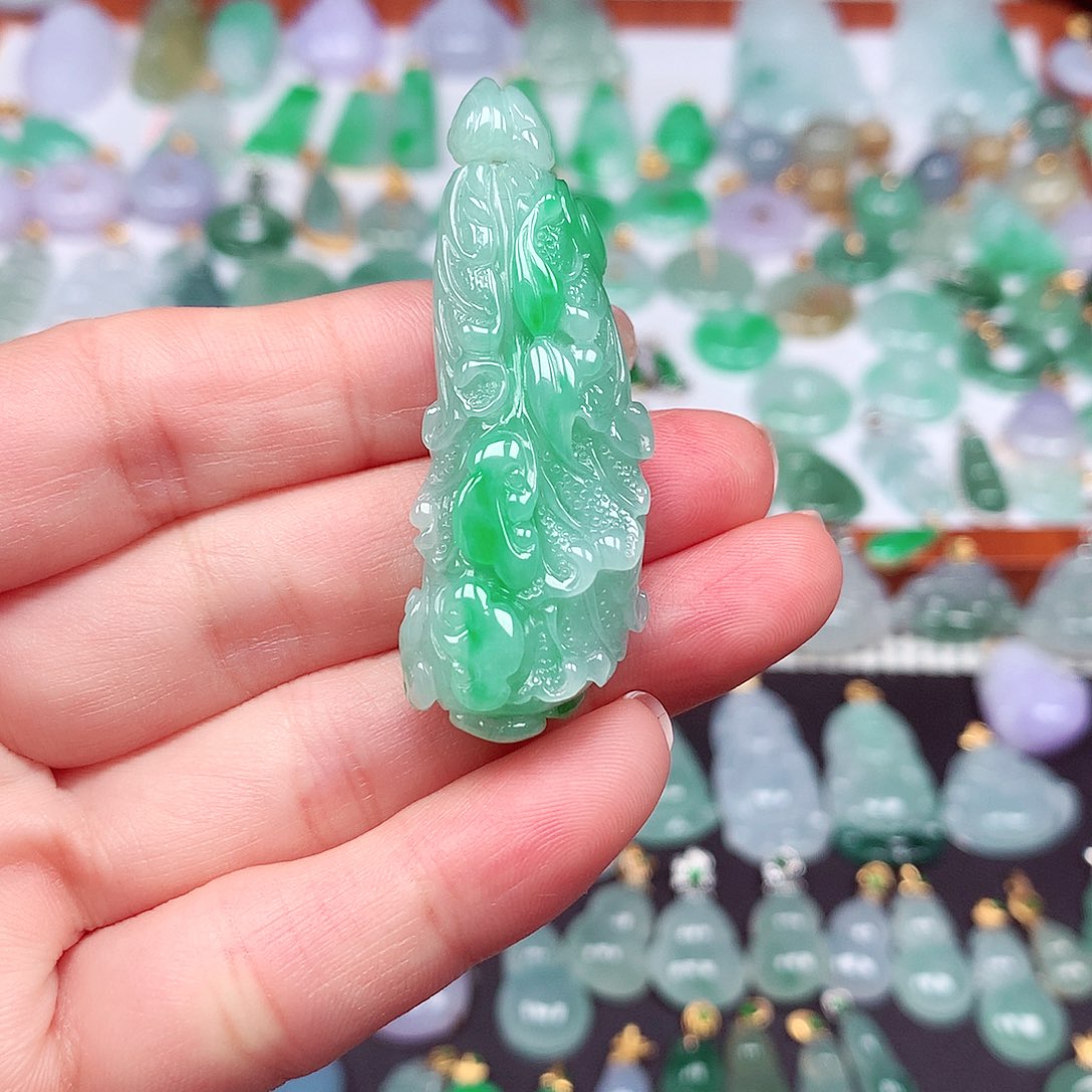 翡翠颈饰未镶嵌天然翡翠A货