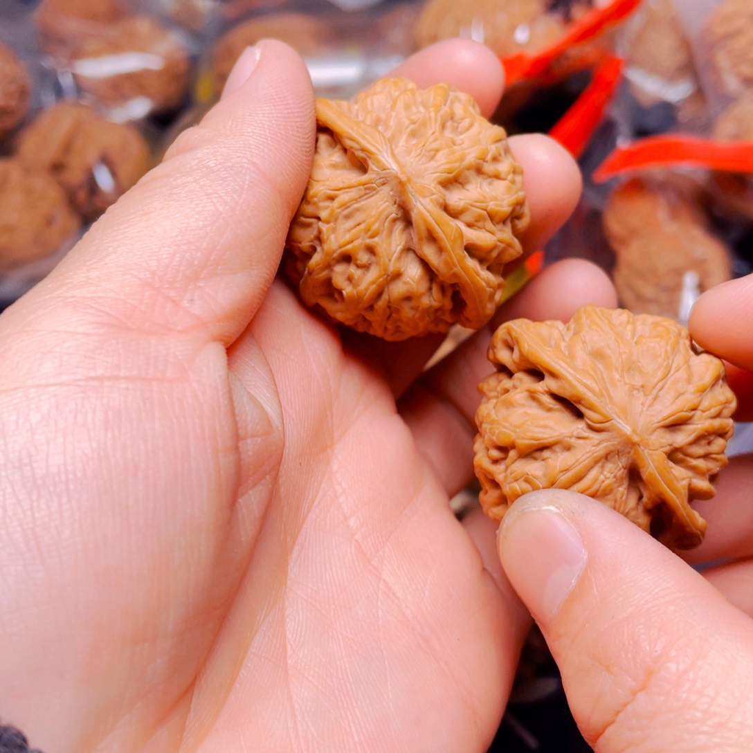 吊坠文玩核桃星*平谷九龙