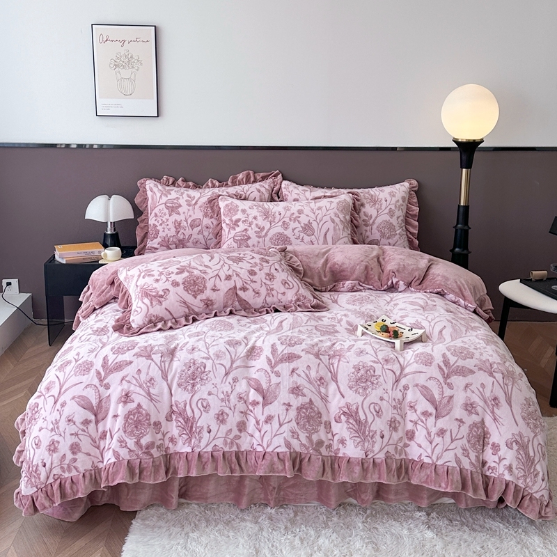 牛奶绒床盖四件套 雕花绒冬季柔软保暖绒 加厚10斤松弛感