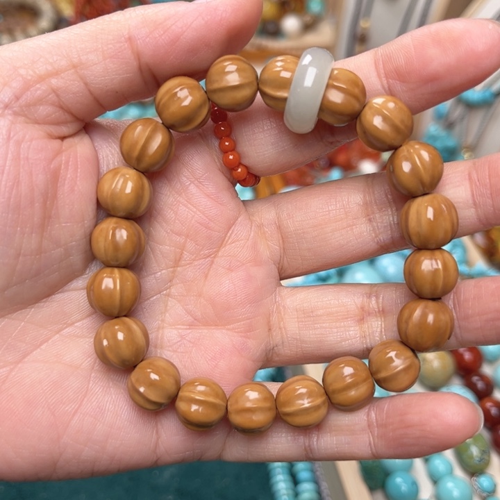 萍***Z手串文玩核桃我在，