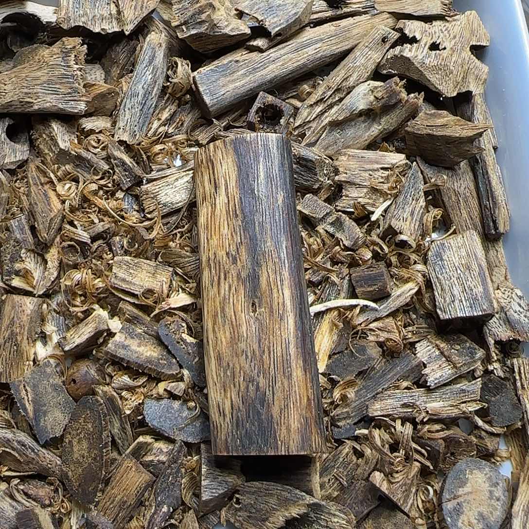 沉香碎屑沉香原汁原味