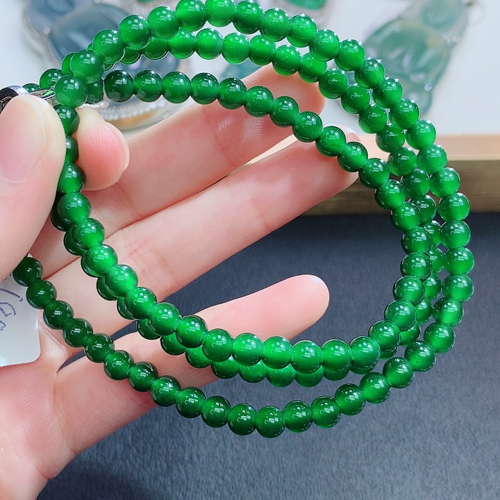 翡翠颈饰未镶嵌翡翠