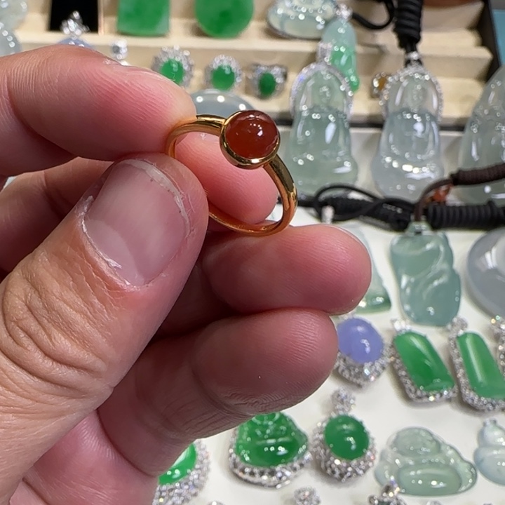 定制翡翠18K金镶嵌天然缅甸翡翠a货