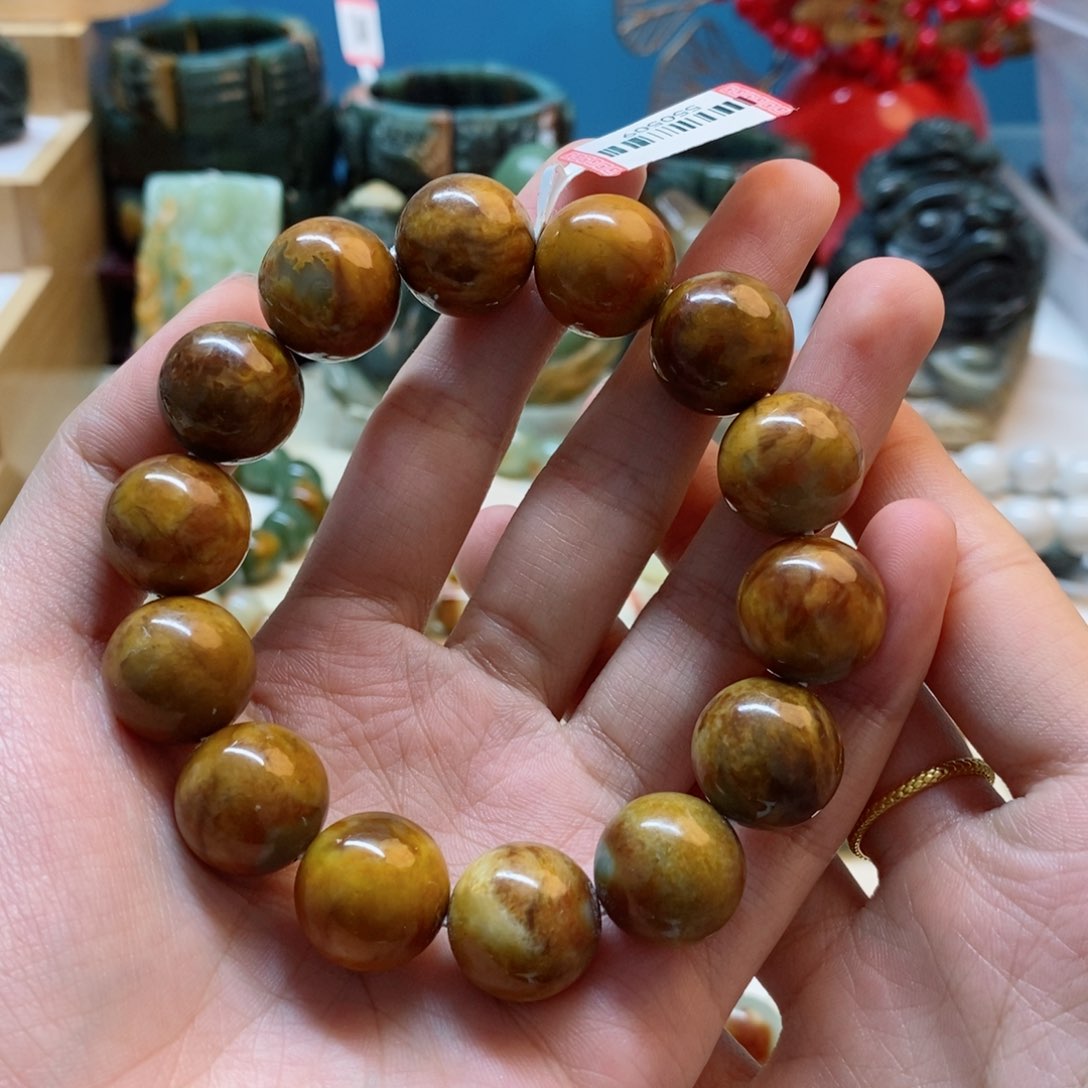 透闪石质玉手串未镶嵌