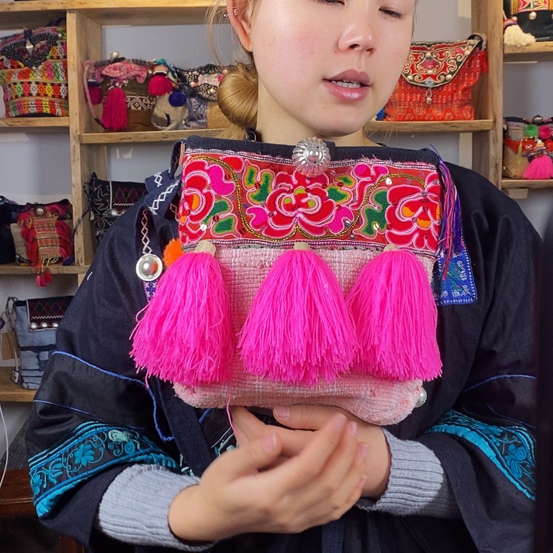 织绣手工制作包包