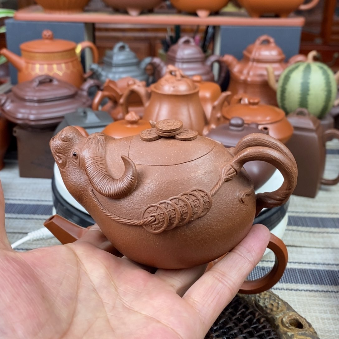 紫砂茶壶牛气冲天200cc原矿宝山红降坡泥