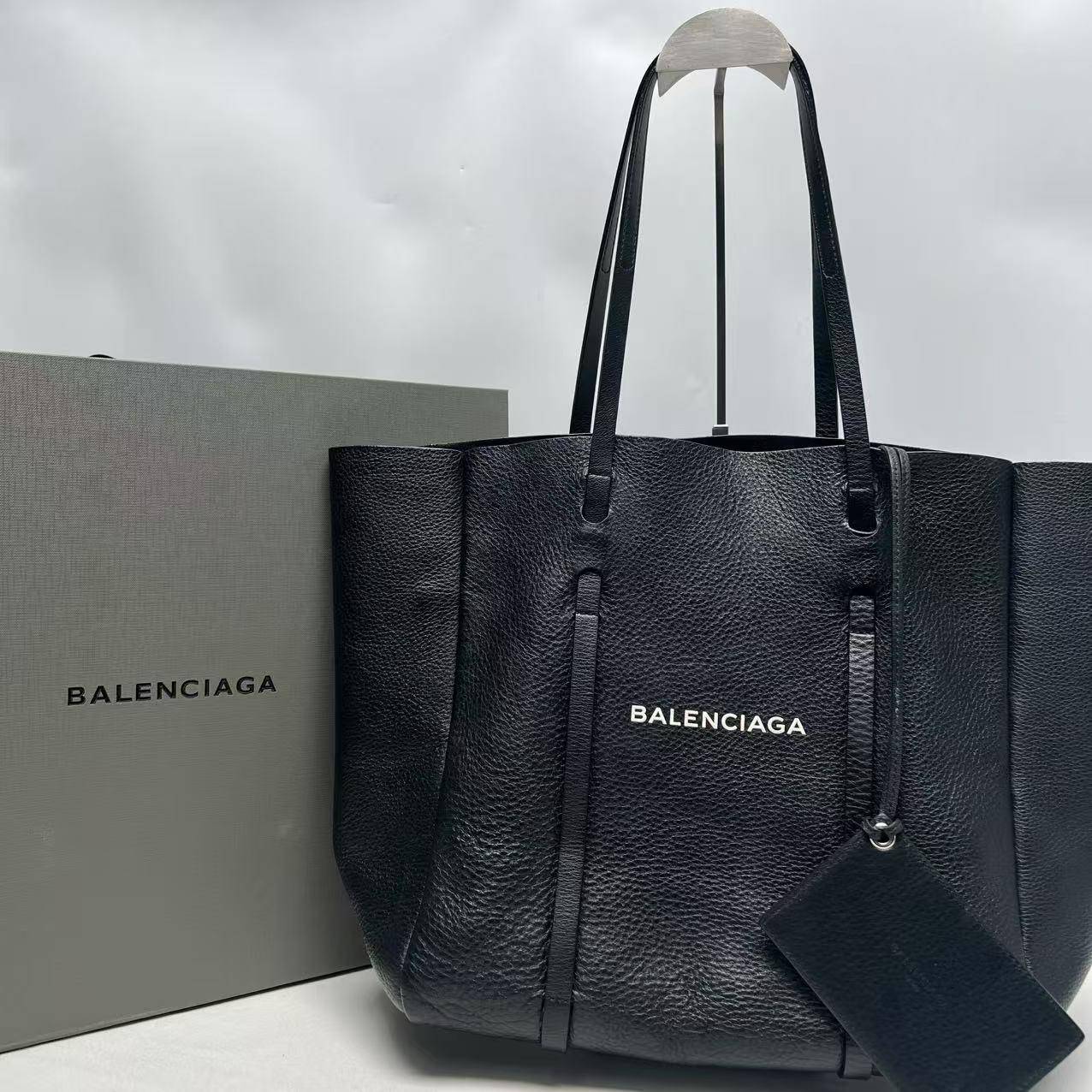 胖虎安安/巴黎世家/95新/公价0/箱包/两用包/31B2501290012