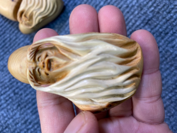 太行崖柏爆满瘤疤