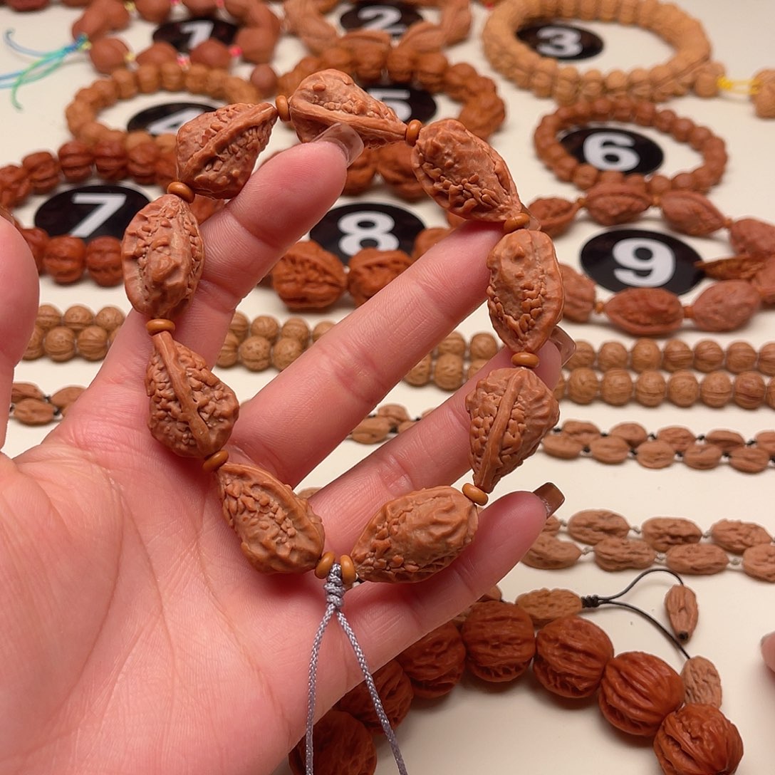 菩****吊坠文玩核桃麒麟角