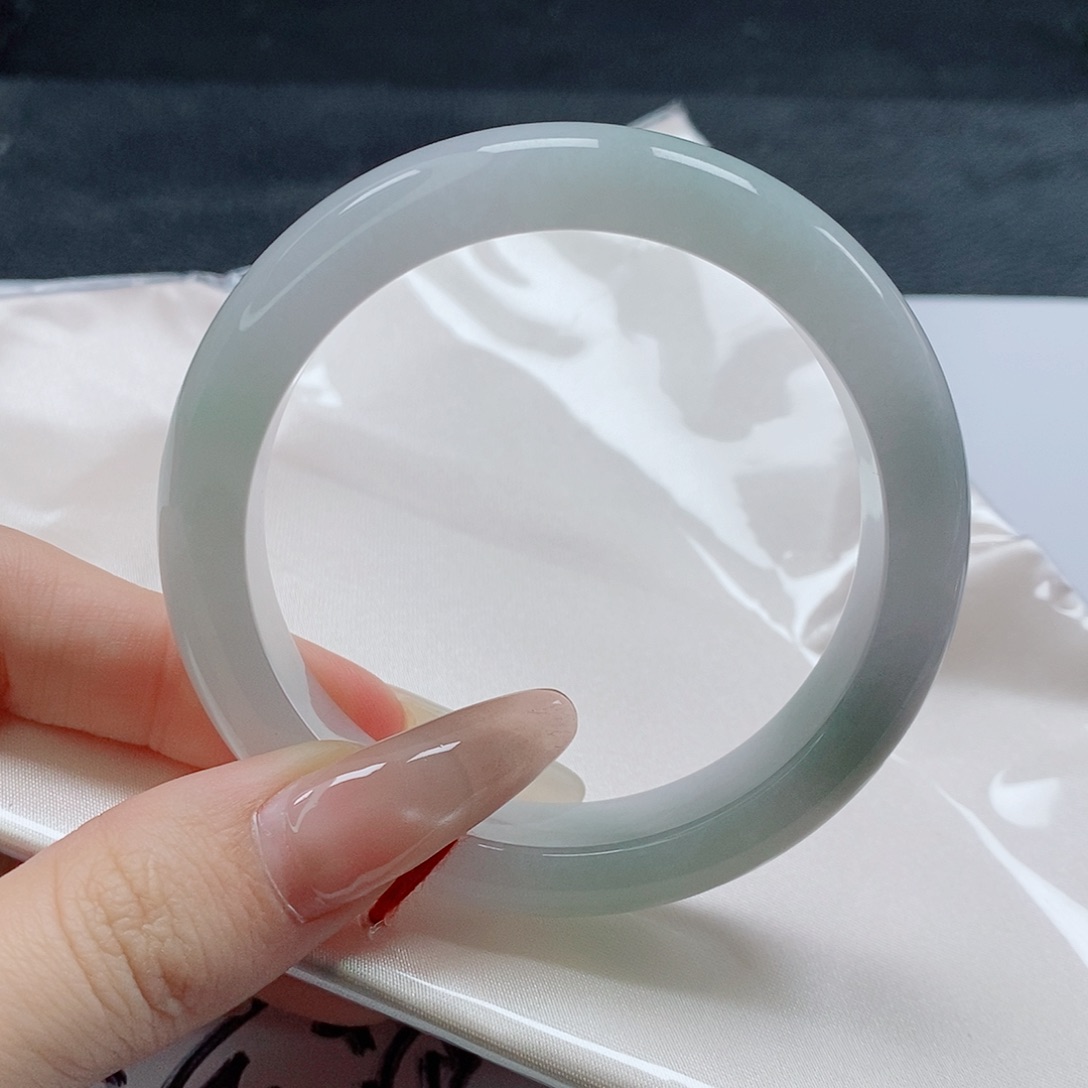 【闪购商品】未镶嵌手镯翡翠471号