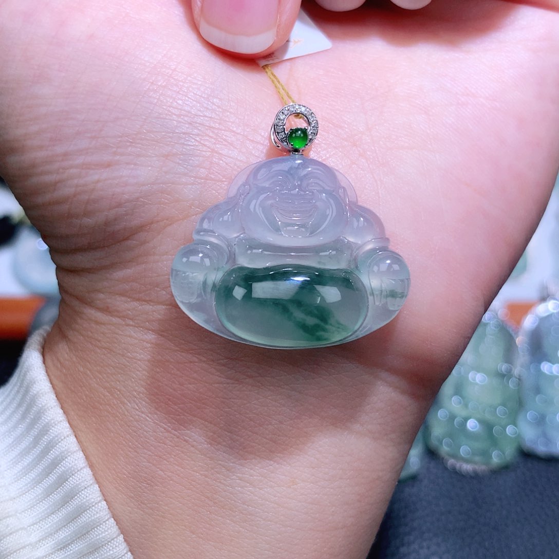 颈饰18K金镶嵌翡翠佛公