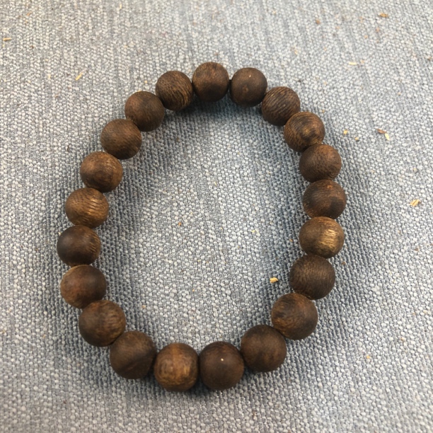 奇楠沉香卡8/9g圆珠单沉水多样性发一