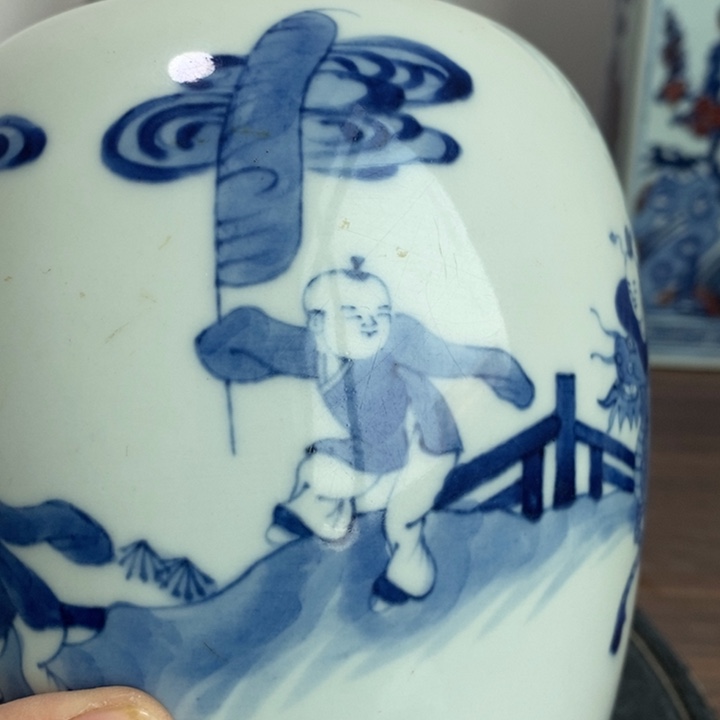 摆件四**哥景德镇陶瓷艺术品