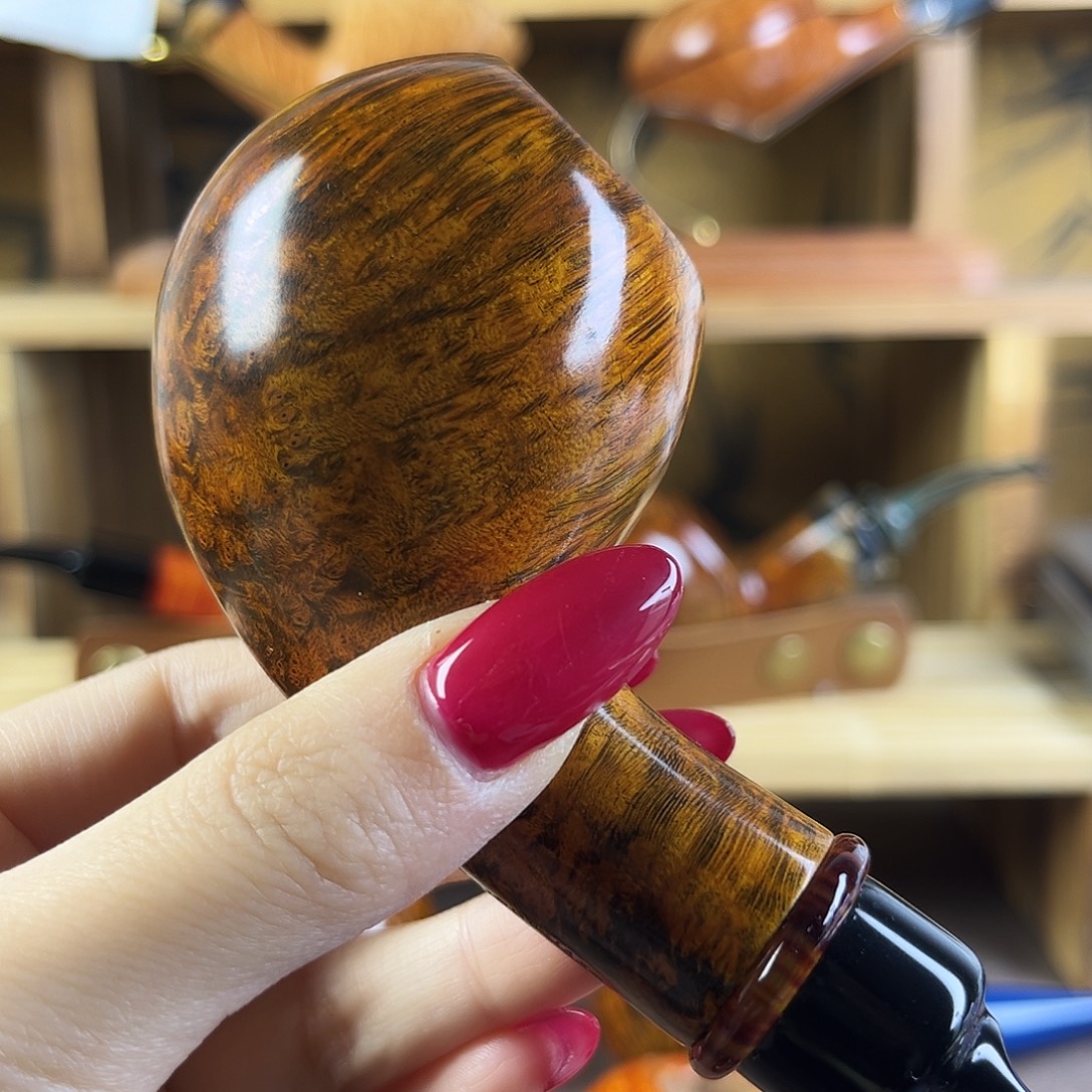 自由式苹果斗。     