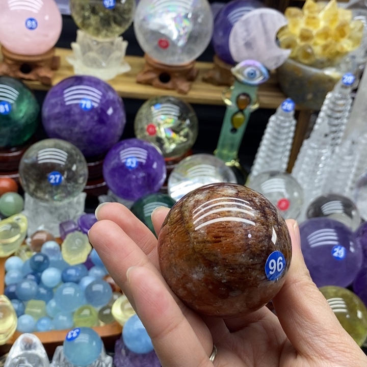 石材天然千层幽灵球