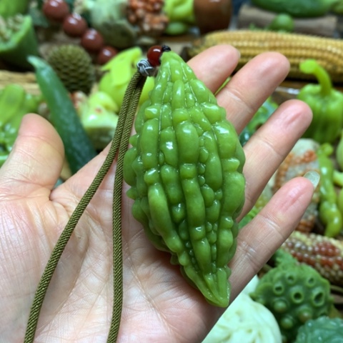 蛇纹石玉手把未镶嵌