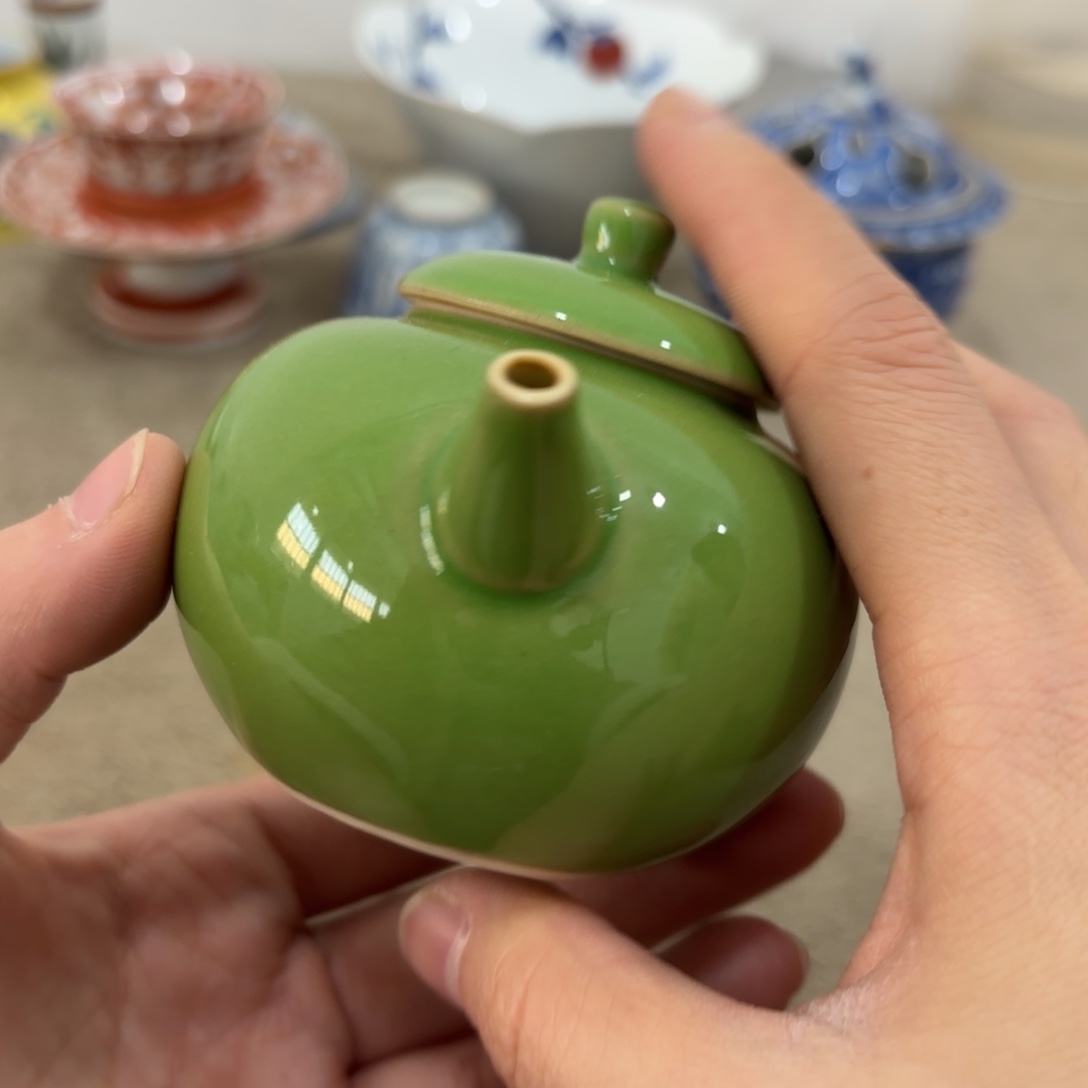 瓷片非常好看漂亮的物品 